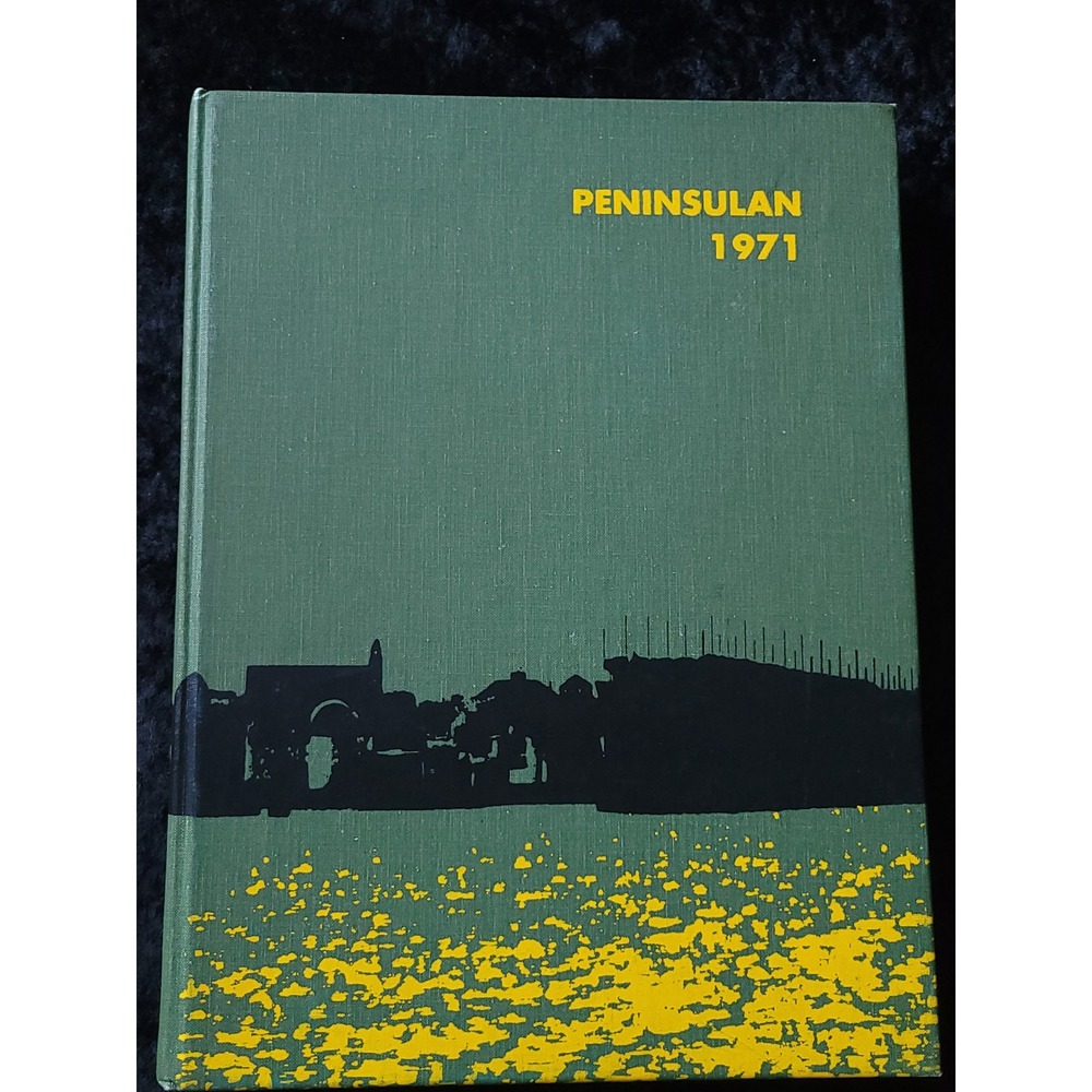 1971 NMU Peninsulan Yearbook Northern Michigan University Vtg Marquette MI UP